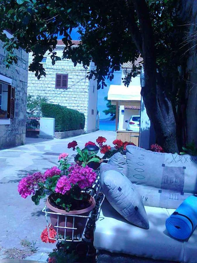 Marinja Studio Apartment Zuljana Exterior photo